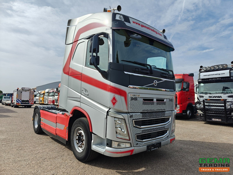 Volvo FH460 4x2 Globetrotter Euro6 - JB - KiepHydrauliek - Dubbele Tanks - 12/2025 APK - Tracteur routier: photos 2 Volvo FH460 4x2 Globetrotter Euro6 - JB - KiepHydrauliek - Dubbele Tanks - 12/2025 APK - Tracteur routier: photos 2