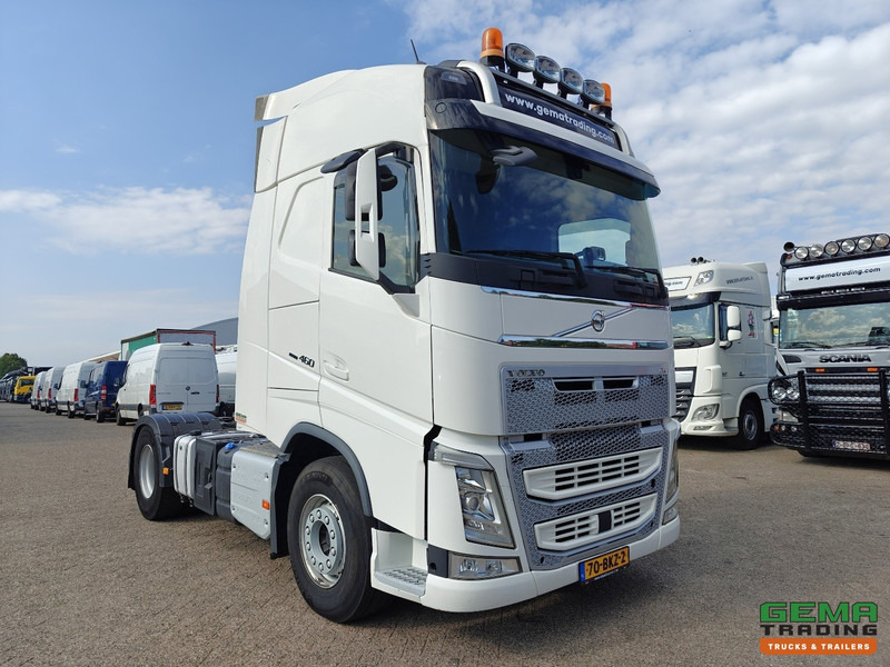 Volvo FH460 4x2 Globetrotter Euro6C - Hydrauliek - WeegSysteem - Navi - SMARTtachoV2 - Tracteur routier: photos 2 Volvo FH460 4x2 Globetrotter Euro6C - Hydrauliek - WeegSysteem - Navi - SMARTtachoV2 - Tracteur routier: photos 2