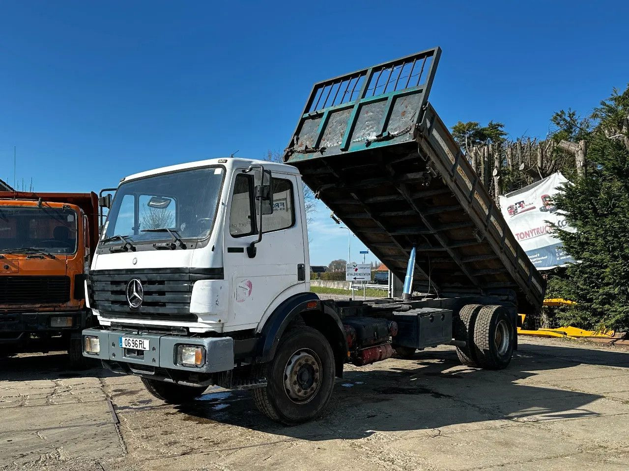 Mercedes-Benz SK 1733 V6 4X2 Tipper Spring/Spring EPS Manual G - Camion benne: photos 2 Mercedes-Benz SK 1733 V6 4X2 Tipper Spring/Spring EPS Manual G - Camion benne: photos 2