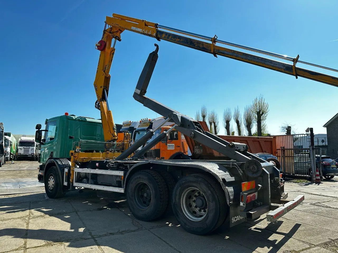 Scania P114-380 6X2 Ampirol + Heila 13000 5T Crane Manu - Camion porte-conteneur/ Caisse mobile: photos 3 Scania P114-380 6X2 Ampirol + Heila 13000 5T Crane Manu - Camion porte-conteneur/ Caisse mobile: photos 3