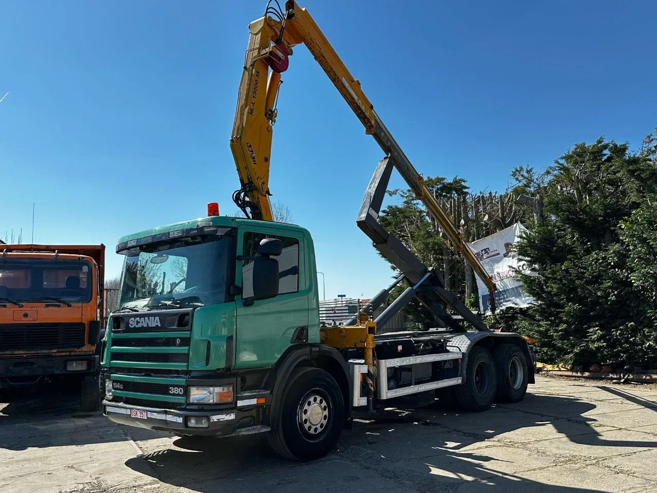 Scania P114-380 6X2 Ampirol + Heila 13000 5T Crane Manu - Camion porte-conteneur/ Caisse mobile: photos 2 Scania P114-380 6X2 Ampirol + Heila 13000 5T Crane Manu - Camion porte-conteneur/ Caisse mobile: photos 2