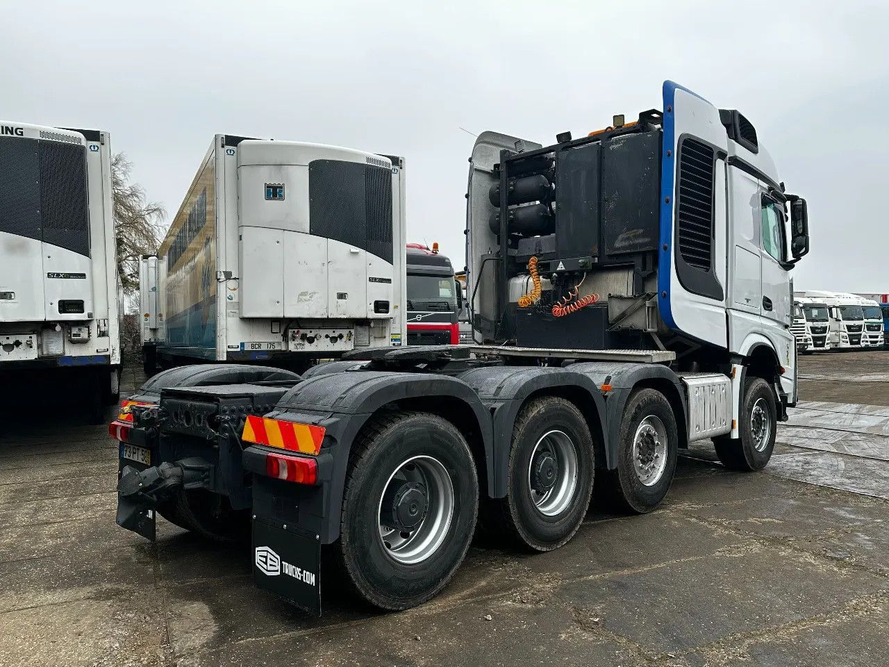 Mercedes-Benz AROCS 4163 8X4 Tractor-unit 180Ton Retarder *Top Mercedes-Benz AROCS 4163 8X4 Tractor-unit 180Ton Retarder *NEW - Tracteur routier: photos 4 Mercedes-Benz AROCS 4163 8X4 Tractor-unit 180Ton Retarder *Top Mercedes-Benz AROCS 4163 8X4 Tractor-unit 180Ton Retarder *NEW - Tracteur routier: photos 4