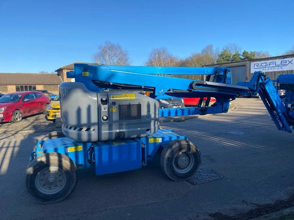 Genie Z 45/25 J - Nacelle articulée: photos 3 Genie Z 45/25 J - Nacelle articulée: photos 3