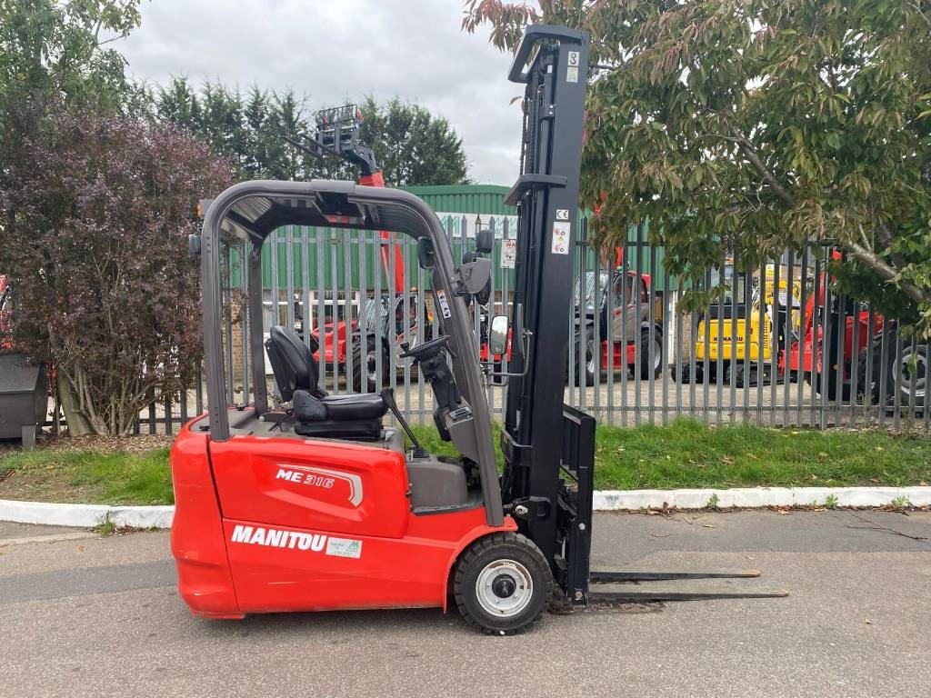 Manitou ME 316 - Chariot élévateur électrique: photos 1 Manitou ME 316 - Chariot élévateur électrique: photos 1