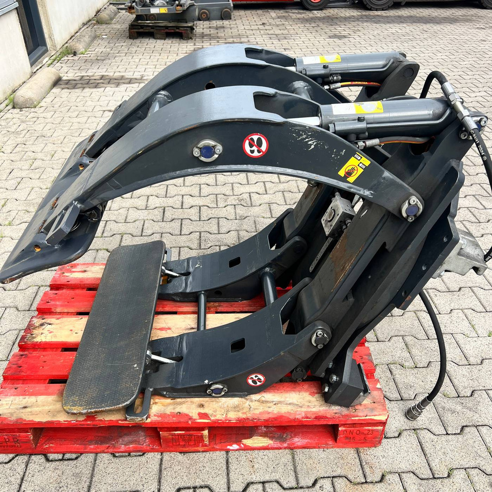 Cacade Paper Roll clamp - Pinces: photos 2 Cacade Paper Roll clamp - Pinces: photos 2