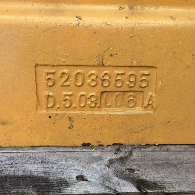 Counterweight for Caterpillar EP50 - Contrepoids pour Matériel de manutention: photos 4 Counterweight for Caterpillar EP50 - Contrepoids pour Matériel de manutention: photos 4