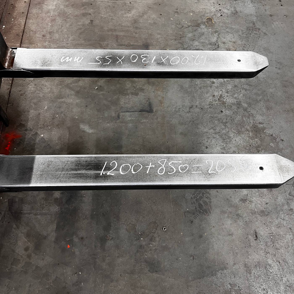 Dürwen Reachforks - Fourches: photos 4 Dürwen Reachforks - Fourches: photos 4