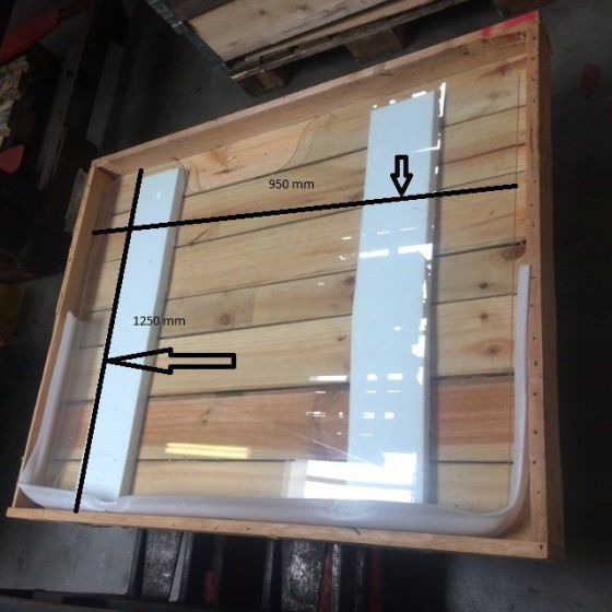 Glass front for Caterpillar / Mitsubishi - Cabine et intérieur pour Matériel de manutention: photos 2 Glass front for Caterpillar / Mitsubishi - Cabine et intérieur pour Matériel de manutention: photos 2