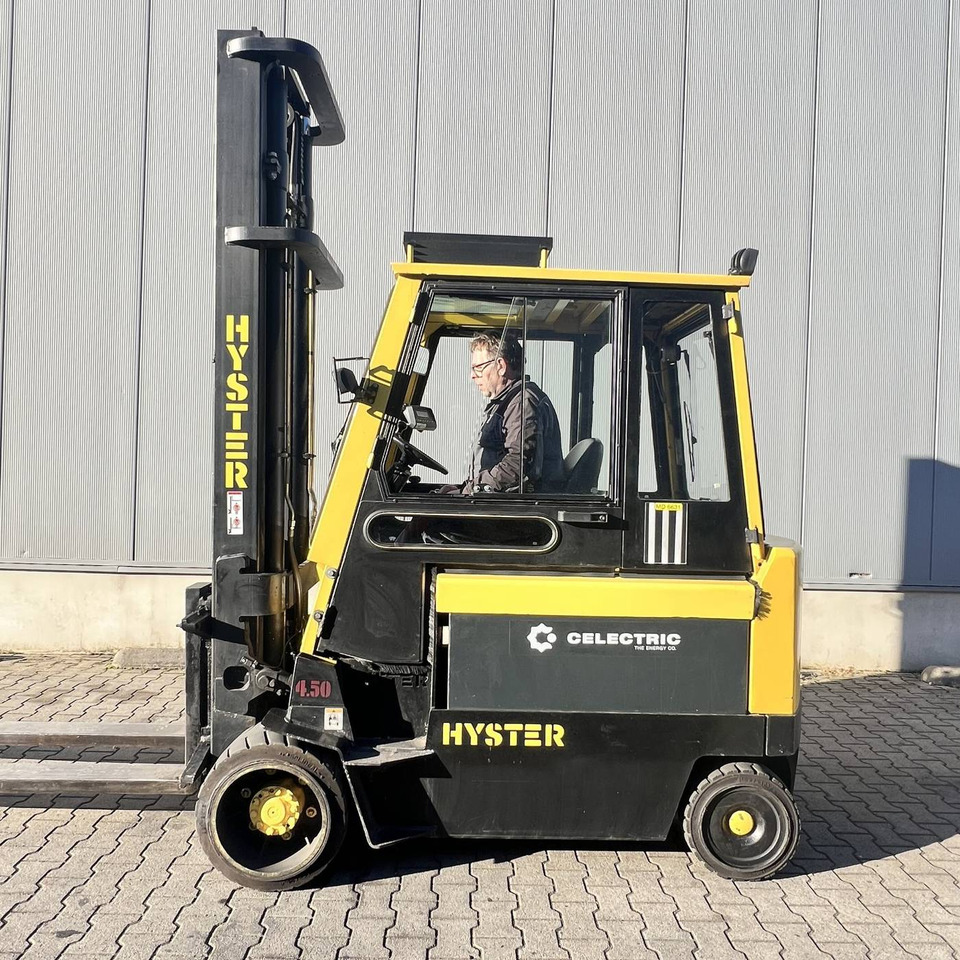 Hyster E4.50XL - Chariot élévateur électrique: photos 1 Hyster E4.50XL - Chariot élévateur électrique: photos 1