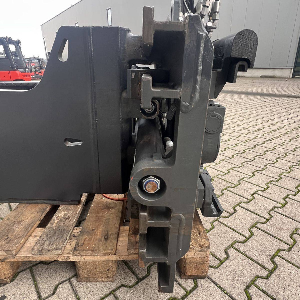 Kaup rotating baleclamp 4.8T493 - Pinces: photos 4 Kaup rotating baleclamp 4.8T493 - Pinces: photos 4