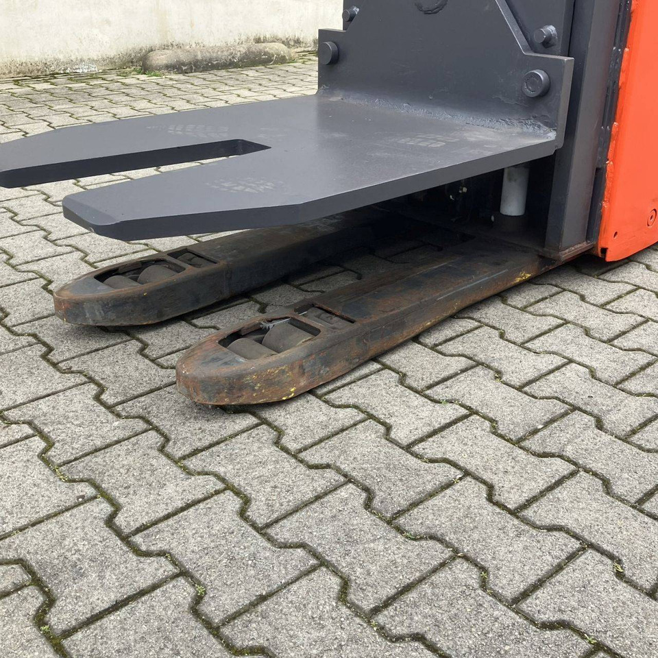 Linde T20X (1152) Rotabatt - Transpalette: photos 5 Linde T20X (1152) Rotabatt - Transpalette: photos 5