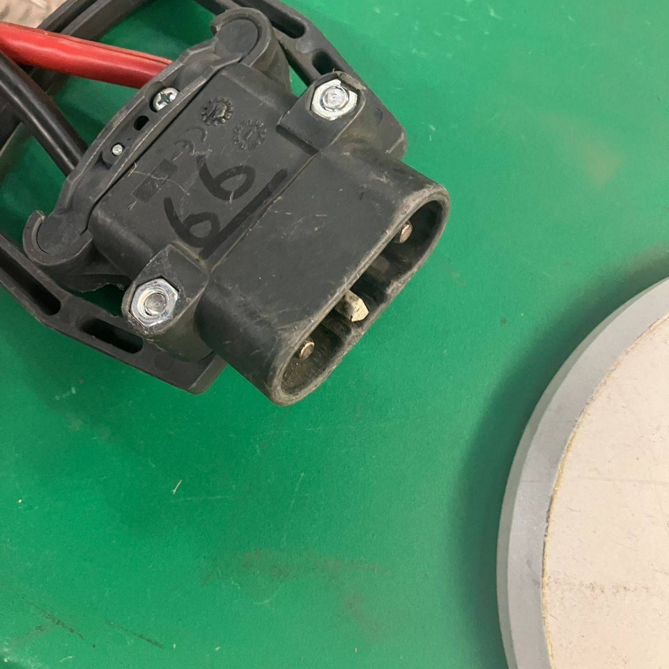 Hoppecke E230 G24/25B-F14HO-HF Trak Basic - Pièces de rechange pour Matériel de manutention: photos 5 Hoppecke E230 G24/25B-F14HO-HF Trak Basic - Pièces de rechange pour Matériel de manutention: photos 5