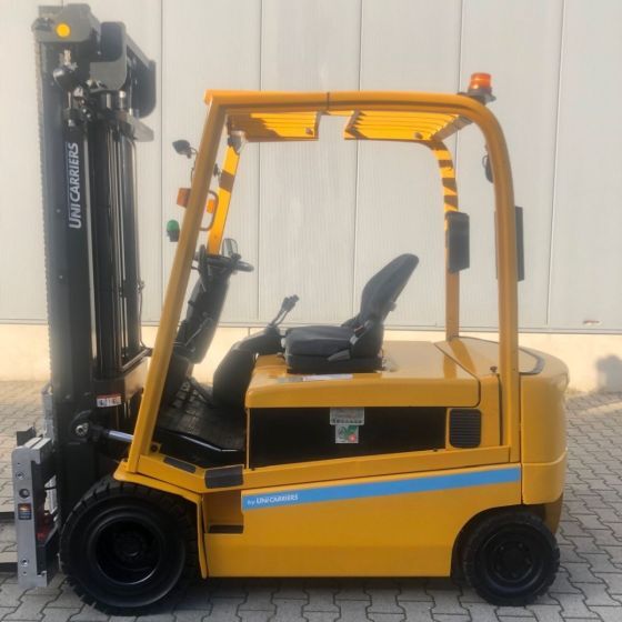 Unicarriers EH30L (G1Q2L30Q) - Chariot élévateur électrique: photos 2 Unicarriers EH30L (G1Q2L30Q) - Chariot élévateur électrique: photos 2