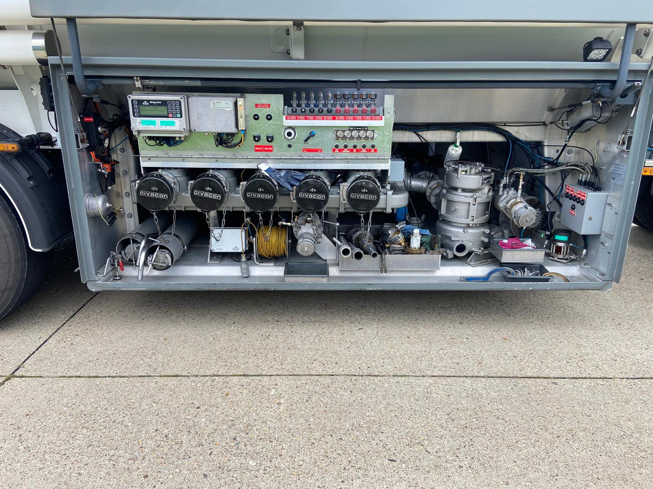 LAG - Semi-remorque citerne: photos 5 LAG - Semi-remorque citerne: photos 5