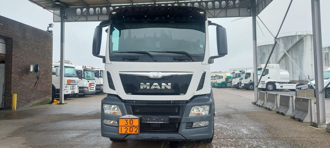 Camion citerne MAN TGS: photos 6 Camion citerne MAN TGS: photos 6