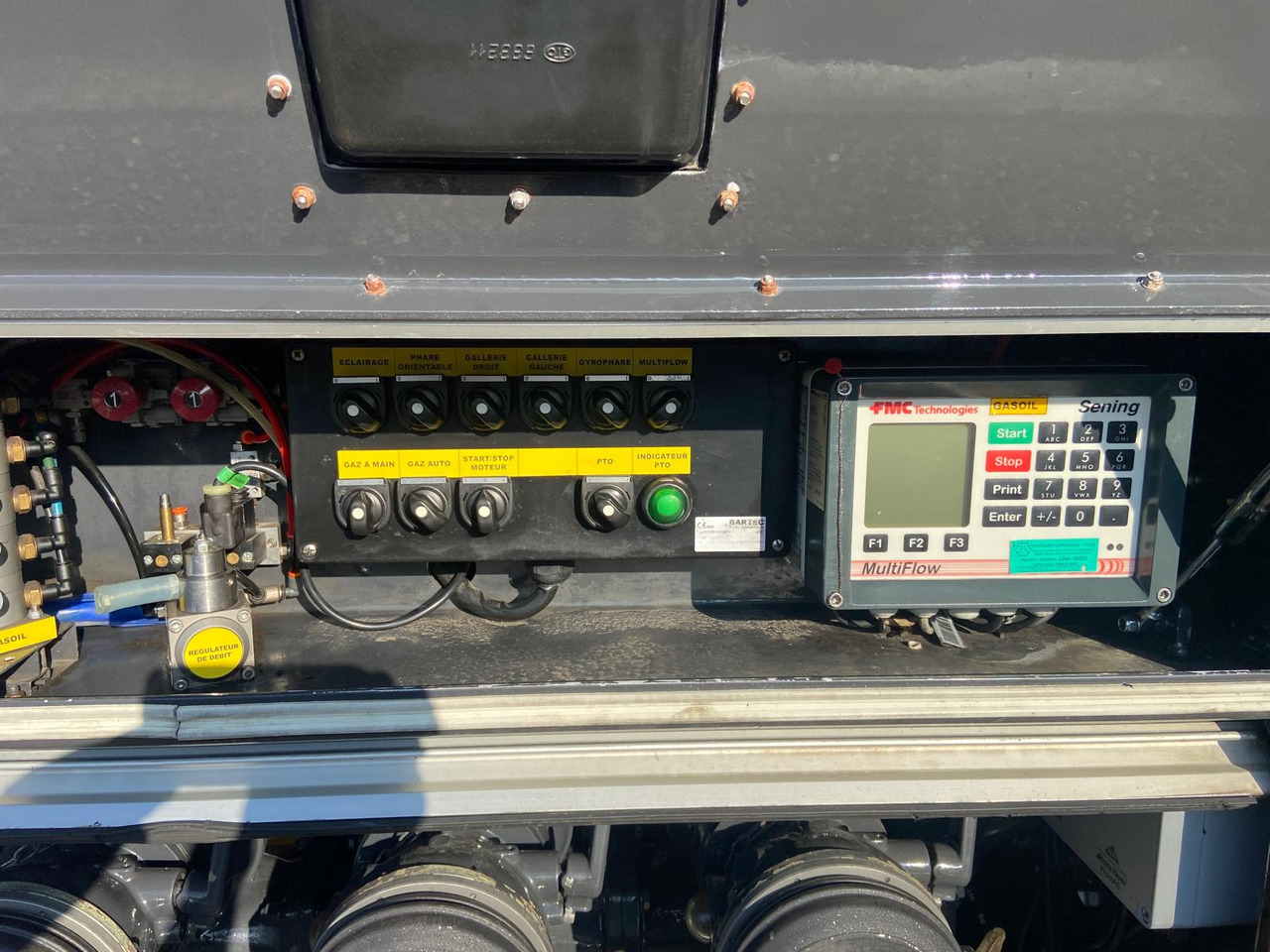 SCANIA P410 - Camion citerne: photos 4 SCANIA P410 - Camion citerne: photos 4