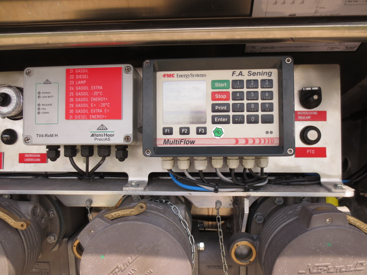 VOLVO FM - Camion citerne: photos 2 VOLVO FM - Camion citerne: photos 2