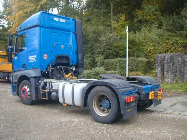 Mercedes-Benz 1843 - Tracteur routier: photos 3 Mercedes-Benz 1843 - Tracteur routier: photos 3