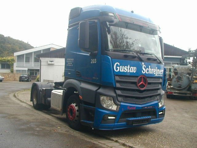 Mercedes-Benz 1843 - Tracteur routier: photos 1 Mercedes-Benz 1843 - Tracteur routier: photos 1
