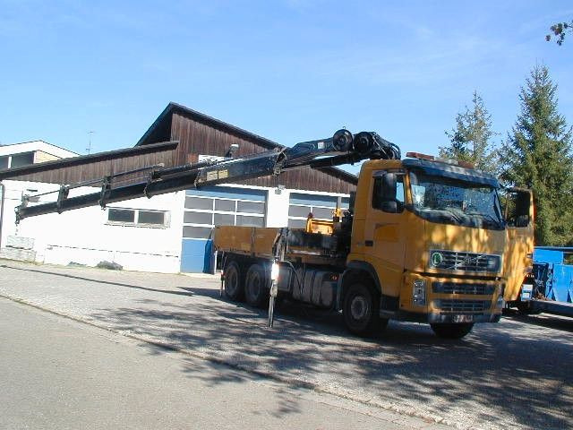 Volvo FH 12 6x4 - Camion plateau, Camion grue: photos 1 Volvo FH 12 6x4 - Camion plateau, Camion grue: photos 1