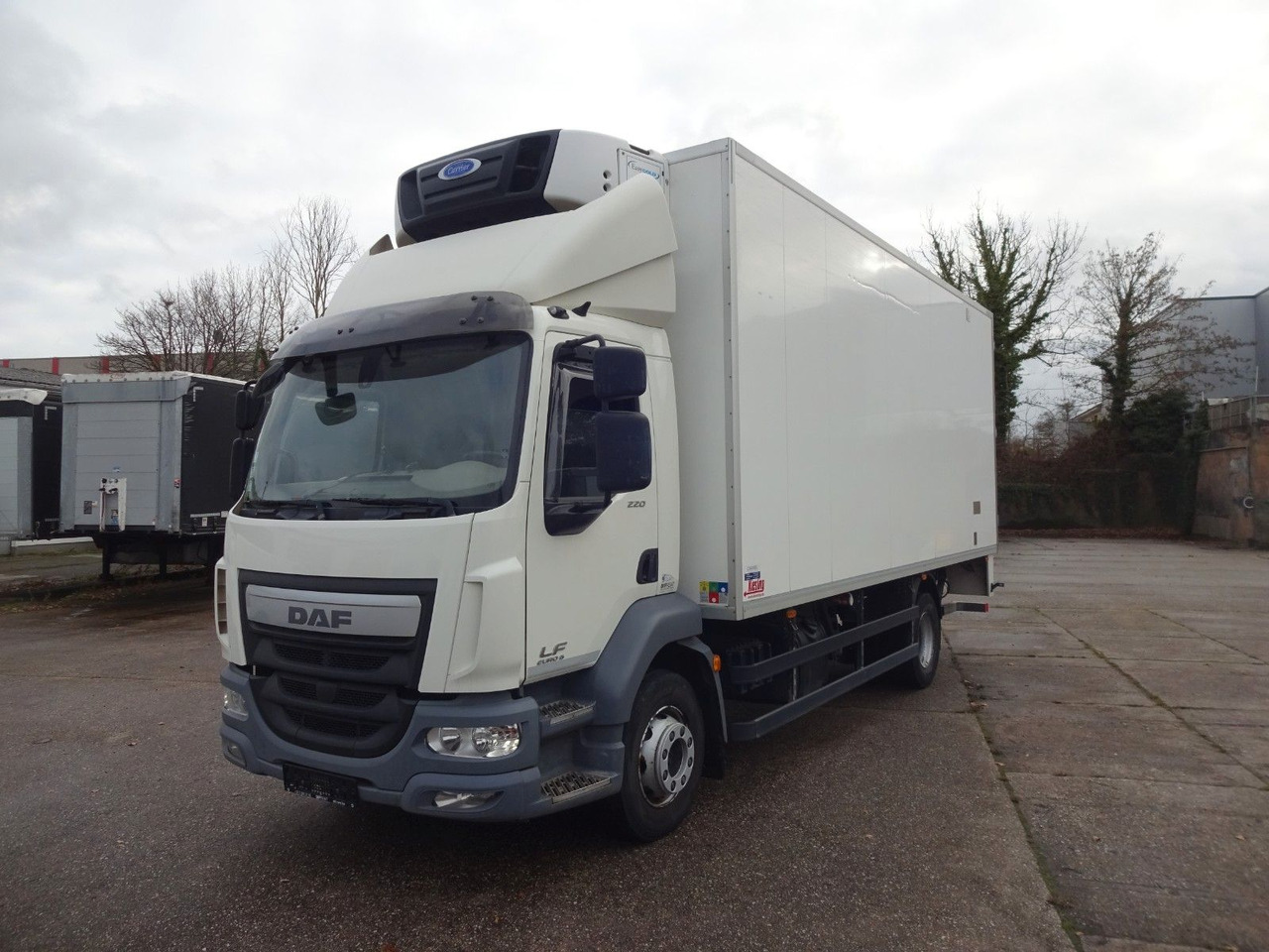 DAF LF 220, 16 T, LBW, Türen, Klima, Automat, Kamera - Camion frigorifique: photos 2 DAF LF 220, 16 T, LBW, Türen, Klima, Automat, Kamera - Camion frigorifique: photos 2