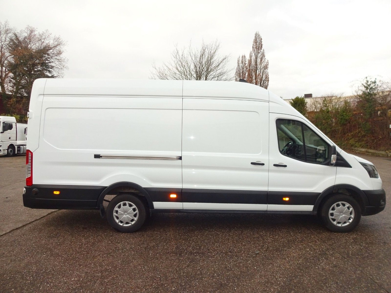 Ford Transit Kasten L4H3, Neu Klima, Tempomat, Kamera - Fourgon utilitaire: photos 4 Ford Transit Kasten L4H3, Neu Klima, Tempomat, Kamera - Fourgon utilitaire: photos 4