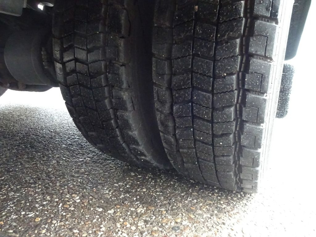 Camion fourgon Mercedes-Benz Atego 818, Koffer mit Rolltor: photos 14