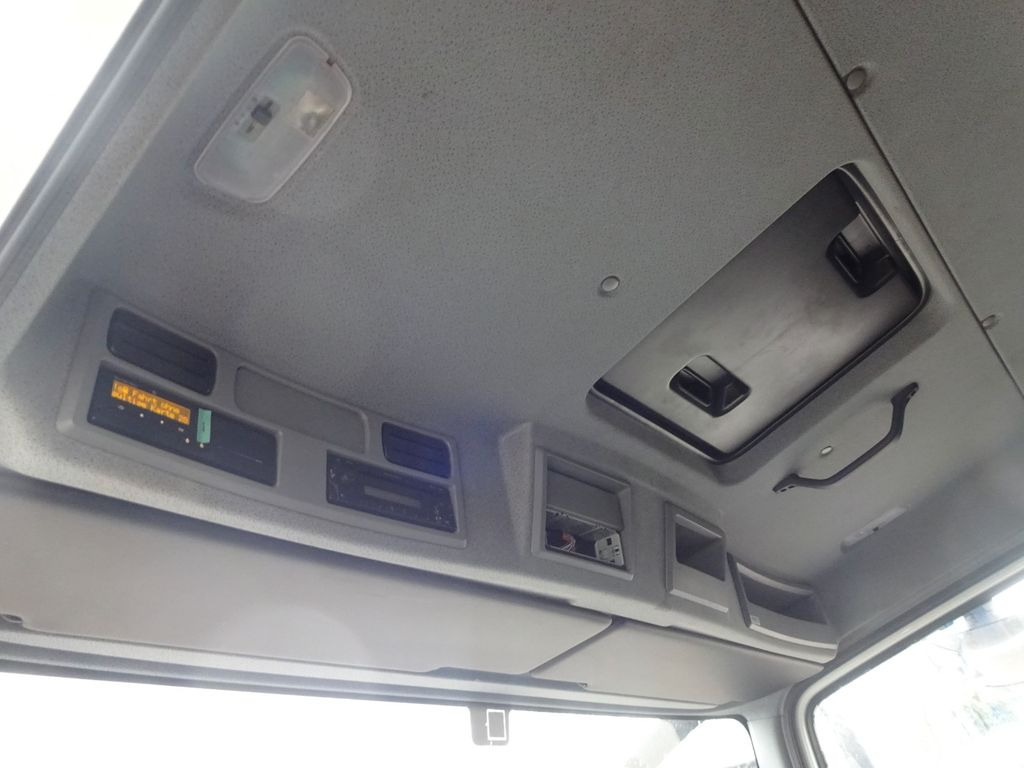 Camion fourgon Mercedes-Benz Atego 818, Koffer mit Rolltor: photos 12