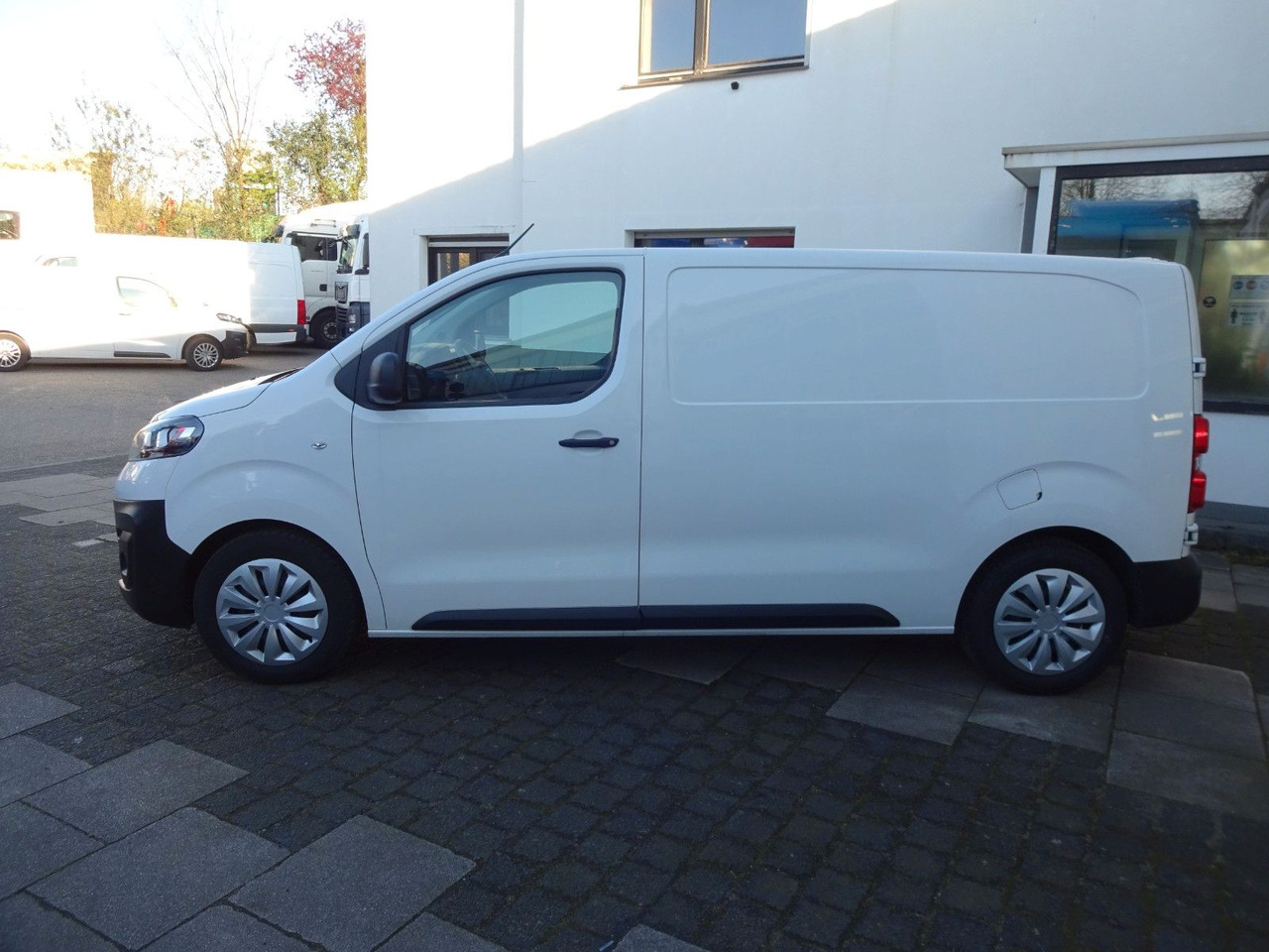 Opel 50 x Vivaro Kasten L1H1, Klima, PDC, en crédit-bail Opel 50 x Vivaro Kasten L1H1, Klima, PDC,: photos 6
