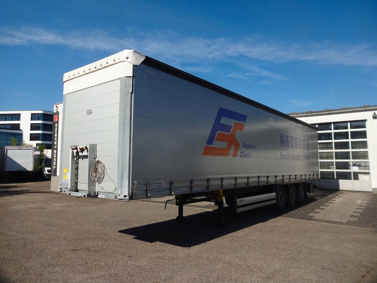 Schmitz Cargobull SCB S3T, Code XL, Pr+Pl, - Semi-remorque rideaux coulissants: photos 1 Schmitz Cargobull SCB S3T, Code XL, Pr+Pl, - Semi-remorque rideaux coulissants: photos 1