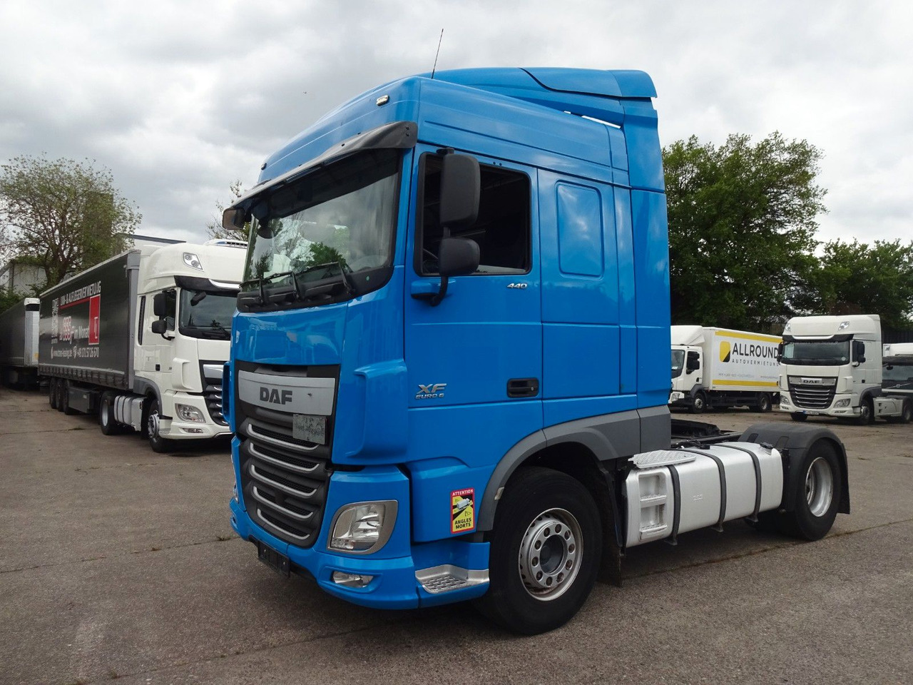 DAF XF 440, SC, Klima, 2 x Tank, Intarder, Standklim - Tracteur routier: photos 2 DAF XF 440, SC, Klima, 2 x Tank, Intarder, Standklim - Tracteur routier: photos 2