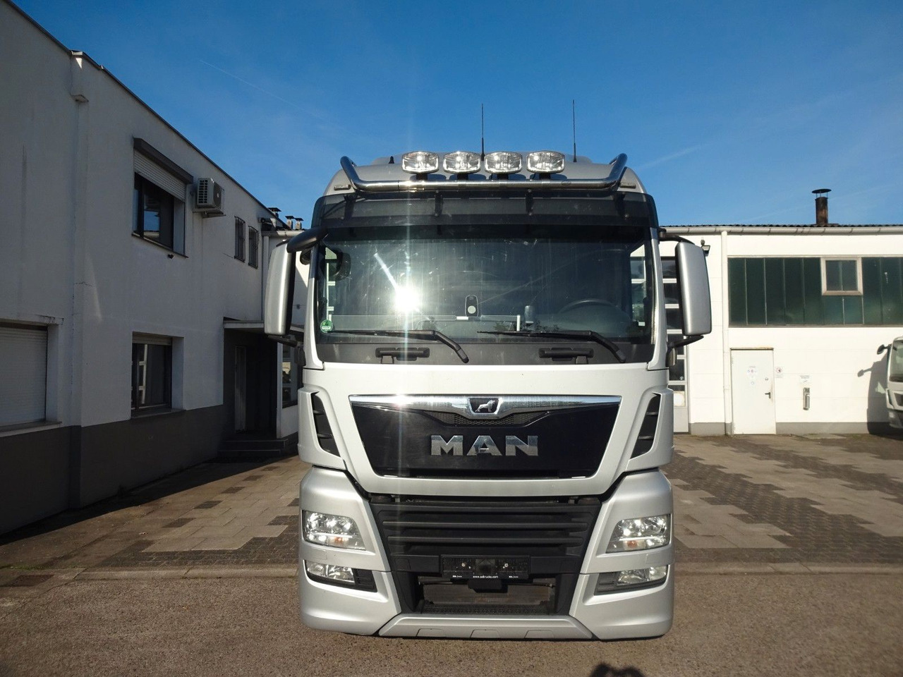 MAN TGX 18.470, Low Liner, XLX, Intarder, ACC - Tracteur routier: photos 2 MAN TGX 18.470, Low Liner, XLX, Intarder, ACC - Tracteur routier: photos 2