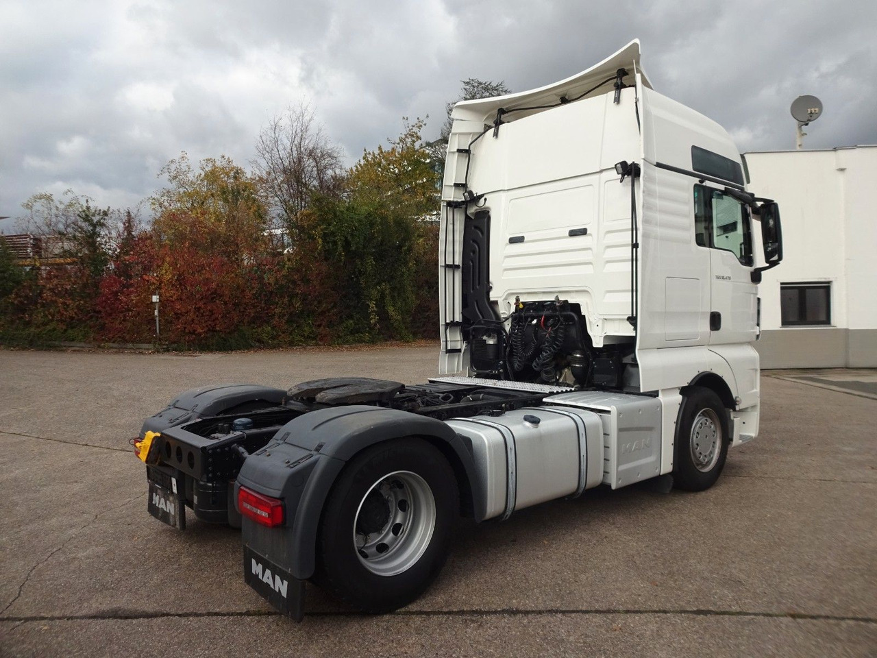 MAN TGX 18.470, XXL, Retarder, ACC, 2 x Tank - Tracteur routier: photos 5 MAN TGX 18.470, XXL, Retarder, ACC, 2 x Tank - Tracteur routier: photos 5