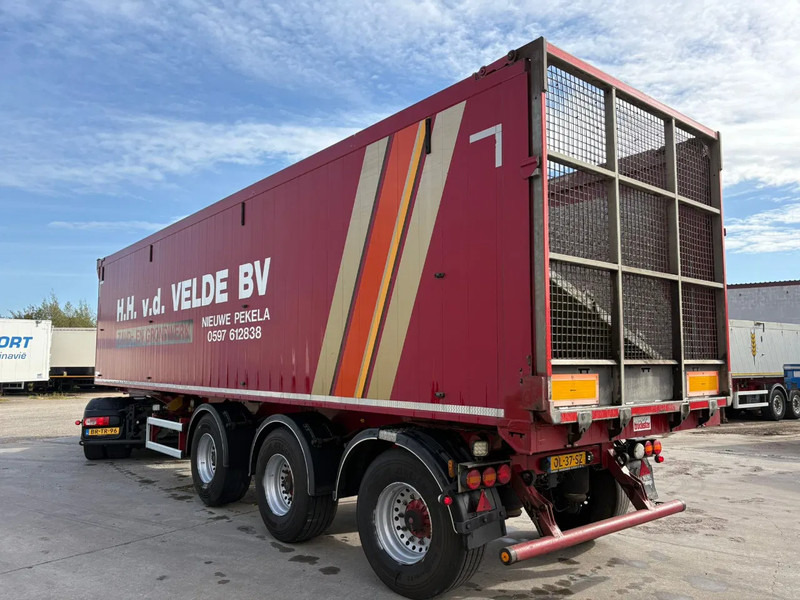 Carnehl 60m3 10 tons assen Bietenrek&Klep/deuren Stuuras Liftas Nieuwe APK! - Semi-remorque benne: photos 4 Carnehl 60m3 10 tons assen Bietenrek&Klep/deuren Stuuras Liftas Nieuwe APK! - Semi-remorque benne: photos 4
