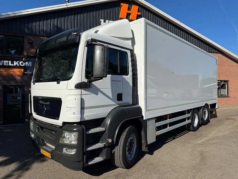 MAN TGS 26.320 EEV Koffer Stuuras AHK 2.500KG LBW 368.390KM! NL TRUCK - Camion fourgon: photos 1 MAN TGS 26.320 EEV Koffer Stuuras AHK 2.500KG LBW 368.390KM! NL TRUCK - Camion fourgon: photos 1