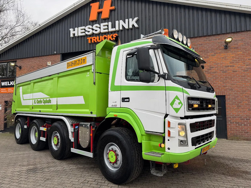 Terberg FM 2000 8X8 21m3 Isolated Hardox Manual gearbox NL truck - Camion benne: photos 5 Terberg FM 2000 8X8 21m3 Isolated Hardox Manual gearbox NL truck - Camion benne: photos 5