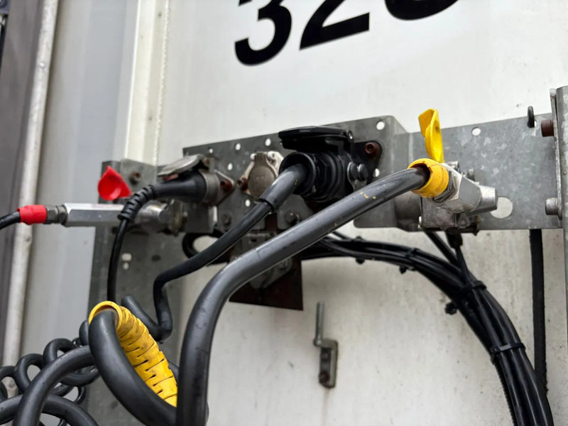 Semi-remorque rideaux coulissants Tracon 11.5M 1AS City Stuuras Schuifzeil Laadklep 1500KG NL Trailer, nieuwe apk tot 29-10-2026: photos 14