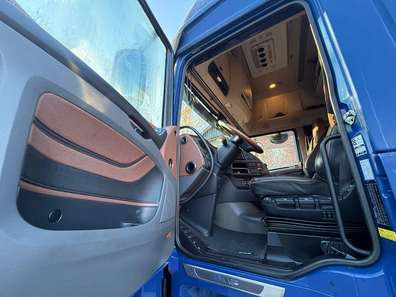 DAF XF 450 Super Space Cab + Gardner Denver XK18 Silo Compressor Alcoa LED Standklima NL Truck APK 03-2026 en crédit-bail DAF XF 450 Super Space Cab + Gardner Denver XK18 Silo Compressor Alcoa LED Standklima NL Truck APK 03-2026: photos 6