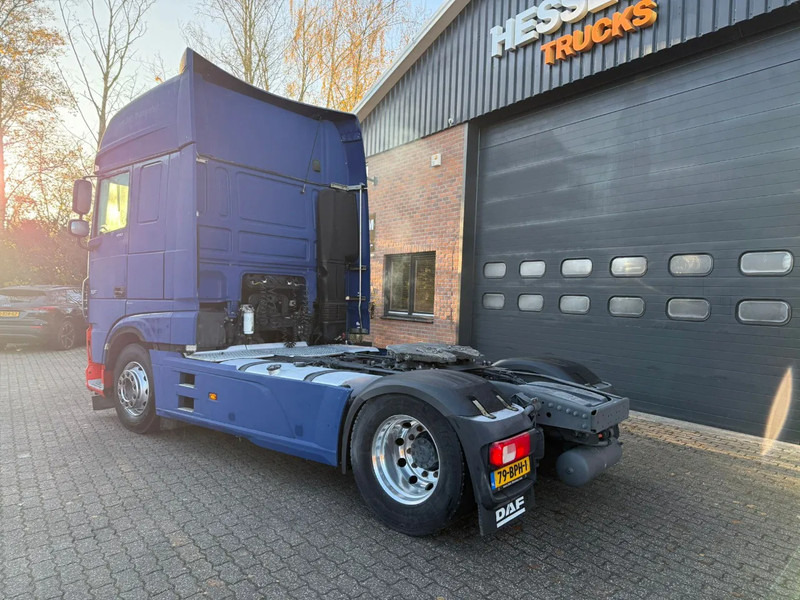 DAF XF 450 Super Space Cab + Gardner Denver XK18 Silo Compressor Alcoa LED Standklima NL Truck APK 03-2026 - Tracteur routier: photos 3 DAF XF 450 Super Space Cab + Gardner Denver XK18 Silo Compressor Alcoa LED Standklima NL Truck APK 03-2026 - Tracteur routier: photos 3