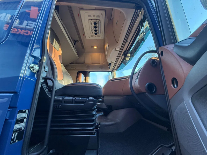 DAF XF 450 Super Space Cab + Gardner Denver XK18 Silo Compressor Alcoa LED Standklima NL Truck APK 03-2026 en crédit-bail DAF XF 450 Super Space Cab + Gardner Denver XK18 Silo Compressor Alcoa LED Standklima NL Truck APK 03-2026: photos 15