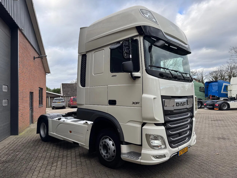 DAF XF 480 SSC Super Space 2x tank 427.170KM ACC LED - Tracteur routier: photos 2 DAF XF 480 SSC Super Space 2x tank 427.170KM ACC LED - Tracteur routier: photos 2
