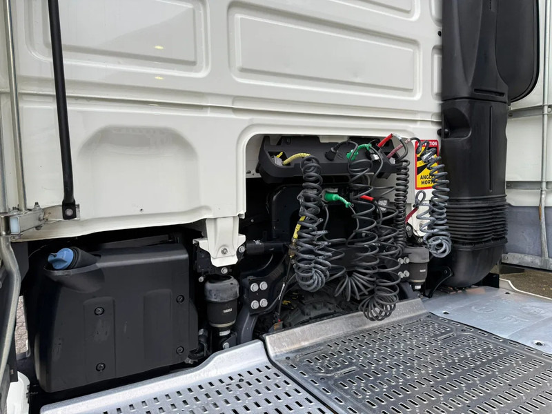 DAF XF 480 SSC Super Space 2x tank LED 261.452KM! ACC NL Truck APK/TUV 17-04-2026 en crédit-bail DAF XF 480 SSC Super Space 2x tank LED 261.452KM! ACC NL Truck APK/TUV 17-04-2026: photos 14 DAF XF 480 SSC Super Space 2x tank LED 261.452KM! ACC NL Truck APK/TUV 17-04-2026 en crédit-bail DAF XF 480 SSC Super Space 2x tank LED 261.452KM! ACC NL Truck APK/TUV 17-04-2026: photos 14