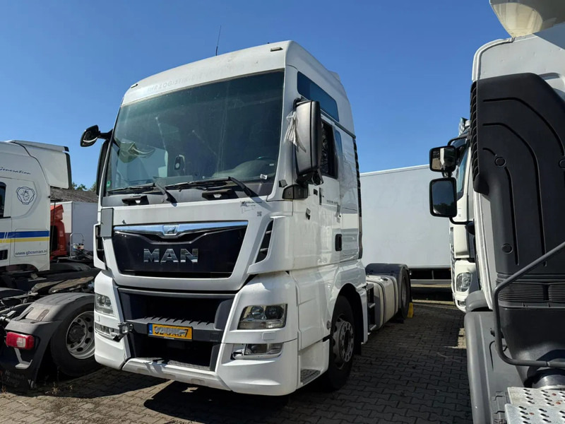 MAN TGX 18.440 XXL NO Gearbox & NO Engine, complete brief - Tracteur routier: photos 1 MAN TGX 18.440 XXL NO Gearbox & NO Engine, complete brief - Tracteur routier: photos 1