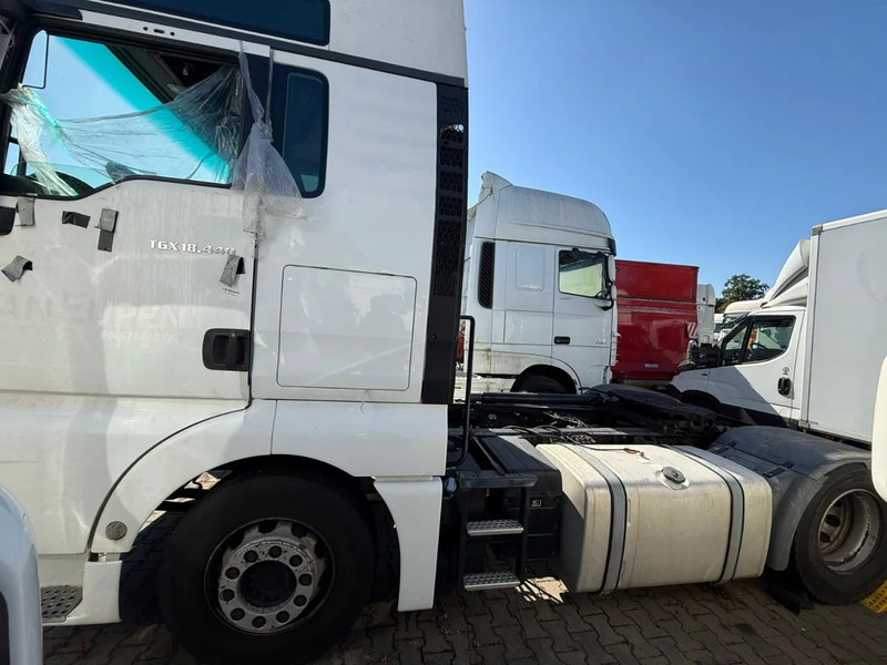 MAN TGX 18.440 XXL NO Gearbox & NO Engine, complete brief - Tracteur routier: photos 4 MAN TGX 18.440 XXL NO Gearbox & NO Engine, complete brief - Tracteur routier: photos 4