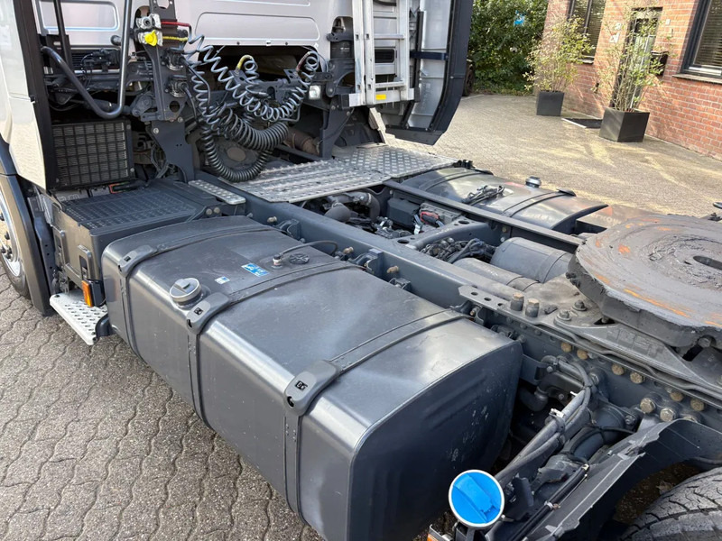 Tracteur routier Scania R450 4X2EB Lowliner Retarder Standairco Smarttacho 2 German truck: photos 7