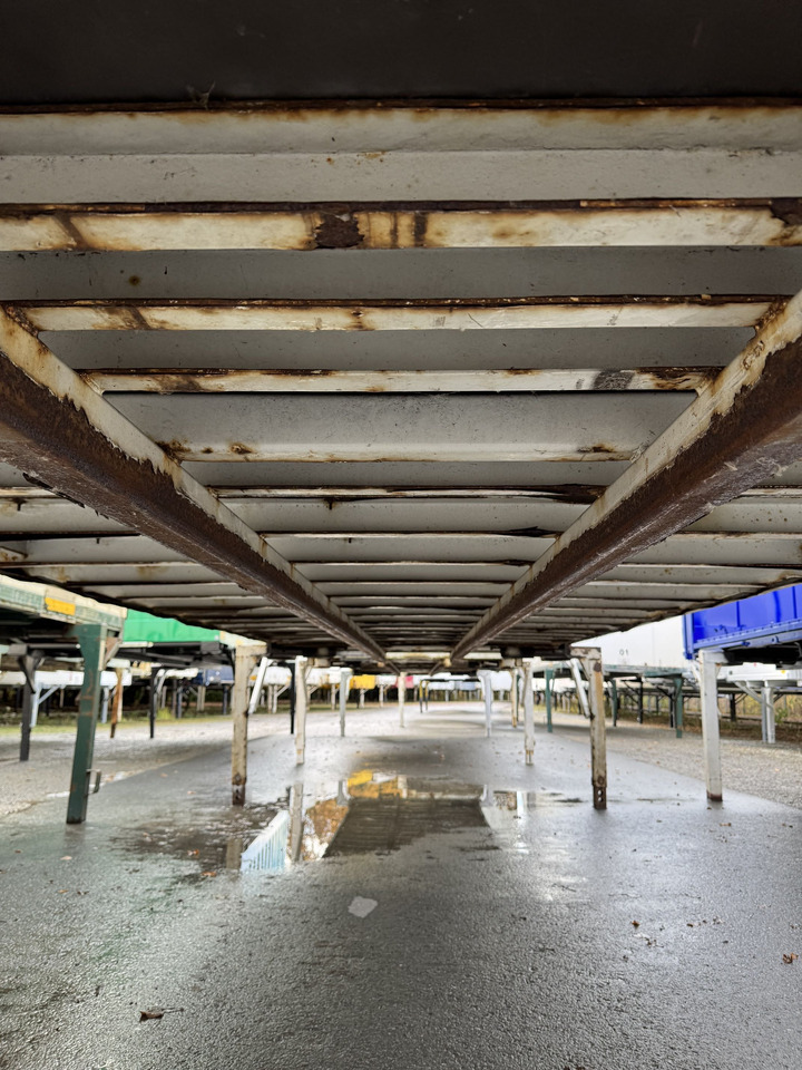 Kerex BDF-System 7.45m, Rolltor, Jumbo - Carrosserie fourgon: photos 3 Kerex BDF-System 7.45m, Rolltor, Jumbo - Carrosserie fourgon: photos 3