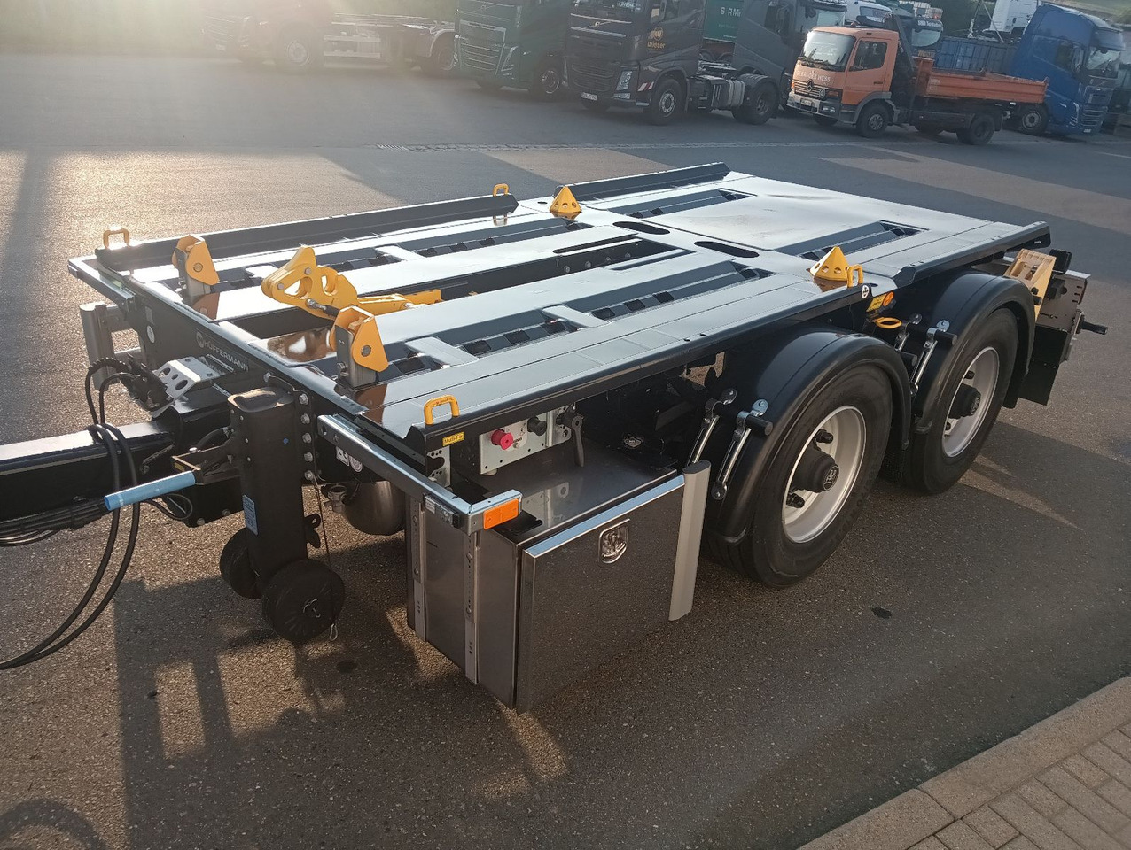 Hüffermann 2-ACHS-MINI-CARRIER MULTIFIX verzinkt NEU BPW Hüffermann 2-ACHS-MINI-CARRIER MULTIFIX verzinkt NEU BPW - Remorque ampliroll/ Multibenne: photos 2 Hüffermann 2-ACHS-MINI-CARRIER MULTIFIX verzinkt NEU BPW Hüffermann 2-ACHS-MINI-CARRIER MULTIFIX verzinkt NEU BPW - Remorque ampliroll/ Multibenne: photos 2