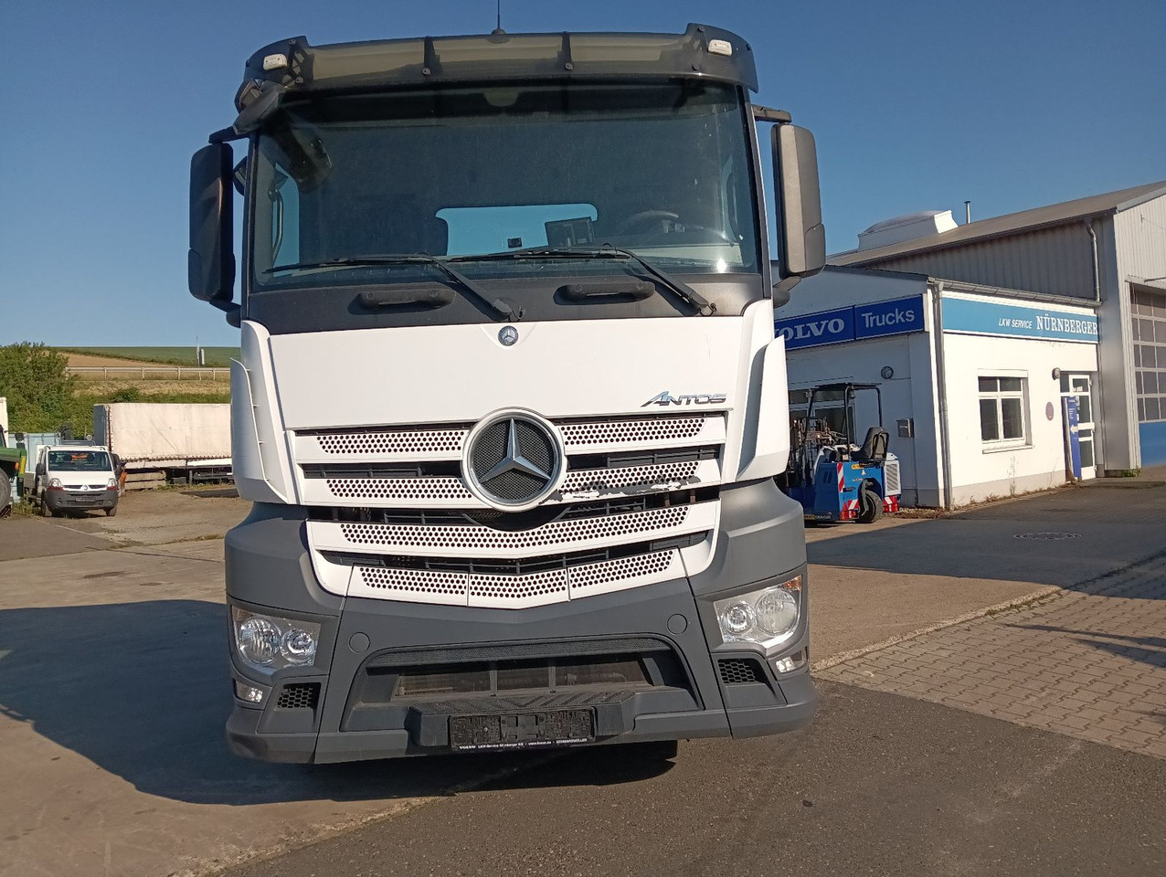 Mercedes-Benz ANTOS 2545 6x2 Lenkachse Luft/Luft PTO AHK - Châssis cabine: photos 3 Mercedes-Benz ANTOS 2545 6x2 Lenkachse Luft/Luft PTO AHK - Châssis cabine: photos 3