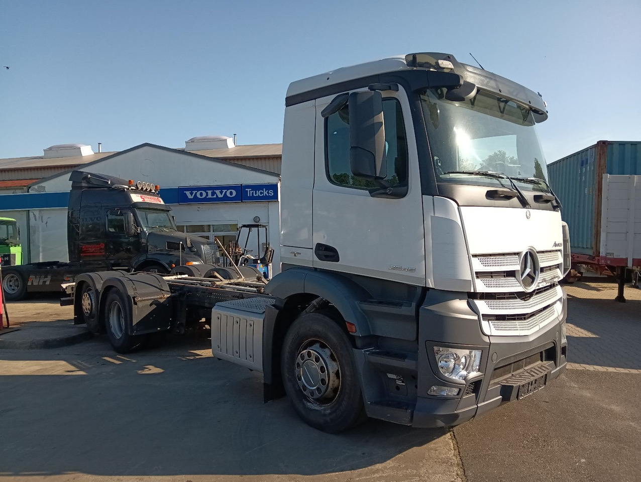 Mercedes-Benz ANTOS 2545 6x2 Lenkachse Luft/Luft PTO AHK - Châssis cabine: photos 4 Mercedes-Benz ANTOS 2545 6x2 Lenkachse Luft/Luft PTO AHK - Châssis cabine: photos 4