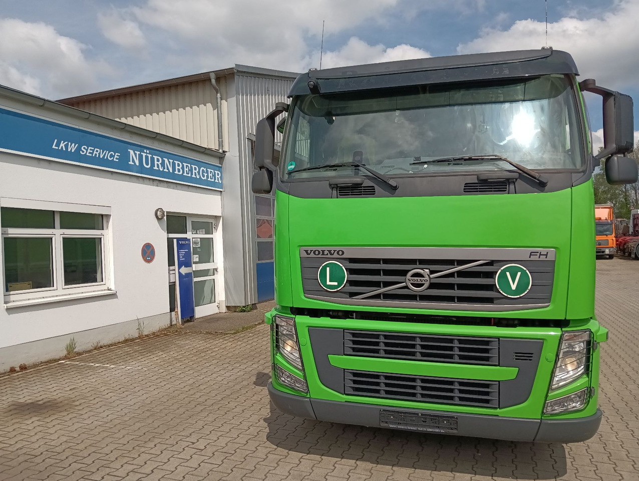 Volvo FH 500 6x2R 22m3 SCHWARZMÜLLER 3-S-GETREIDEKIPPE - Camion benne: photos 2 Volvo FH 500 6x2R 22m3 SCHWARZMÜLLER 3-S-GETREIDEKIPPE - Camion benne: photos 2